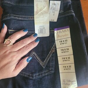 Women's Q-Baby Wrangler Jeans size 7/8 ×32